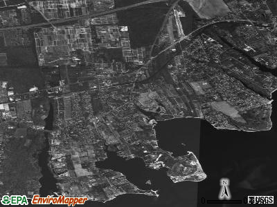 Zip code 11940 satellite photo by USGS