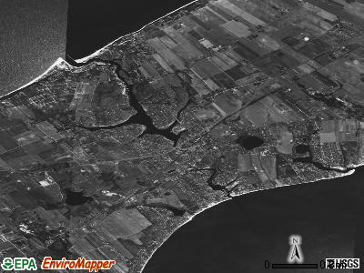 Zip code 11952 satellite photo by USGS