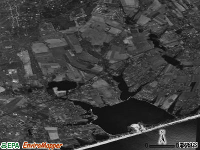 Zip code 11976 satellite photo by USGS