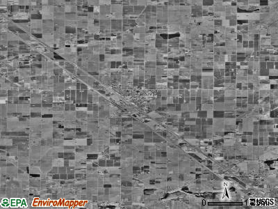 Zip code 93625 satellite photo by USGS