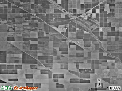 Zip code 93627 satellite photo by USGS
