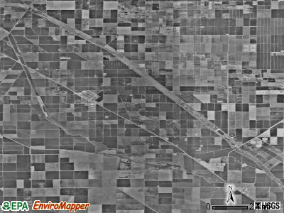 Zip code 93660 satellite photo by USGS