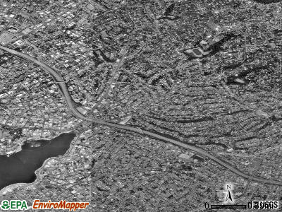 Zip code 94610 satellite photo by USGS