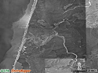 Zip code 95555 satellite photo by USGS