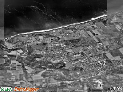 Zip code 16423 satellite photo by USGS
