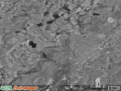 Zip code 18433 satellite photo by USGS