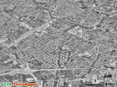 Zip code 22180 satellite photo by USGS