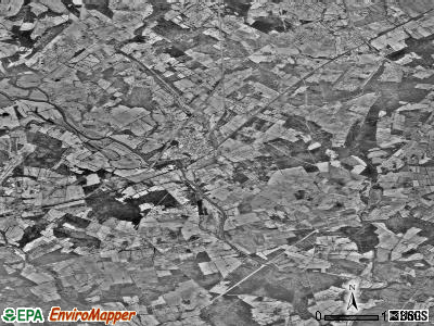 Zip code 22734 satellite photo by USGS