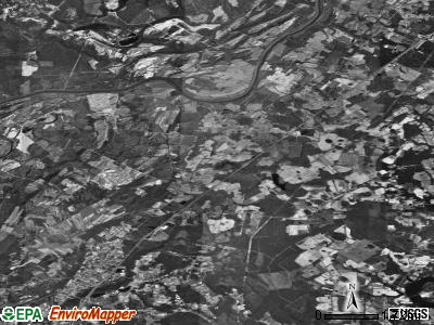 Zip code 28395 satellite photo by USGS