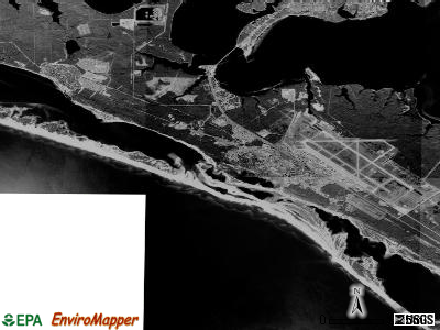Zip code 32403 satellite photo by USGS