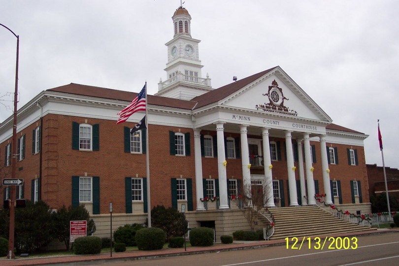 Athens, TN: McMinn County Court House in Athens, TN