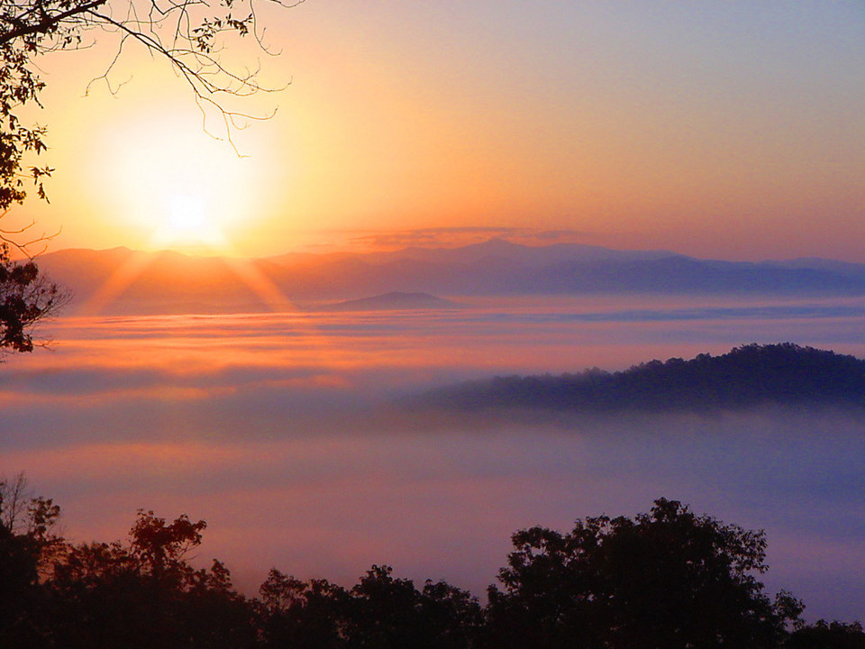 Blairsville, GA: Sunrise from our house in Blairsville, GA