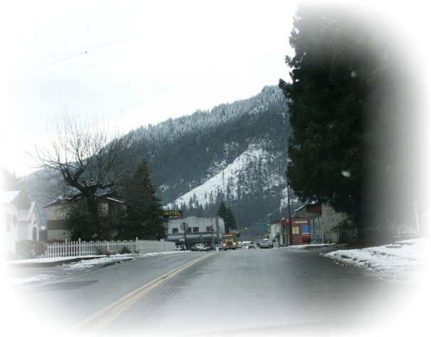 Morton, WA: Driving in from the North side of town