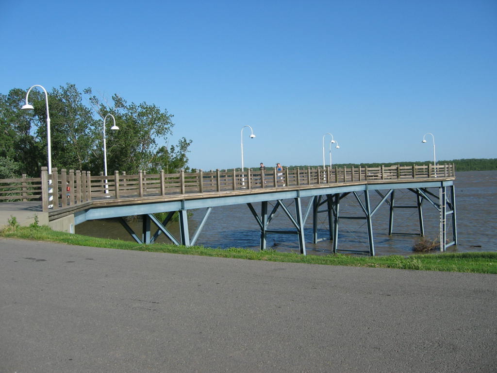 New Madrid, MO: New Madrid observation deck