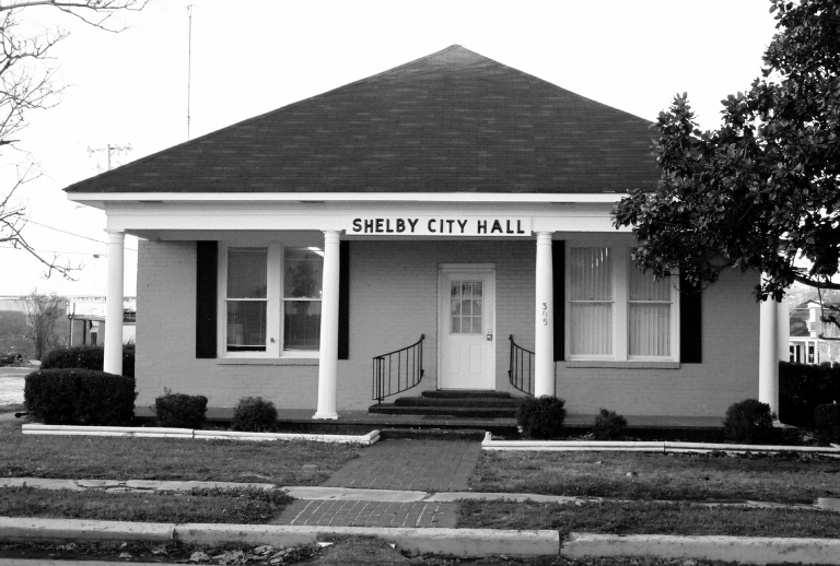 Shelby, MS : Shelby Town Hall photo, picture, image (Mississippi) at ...