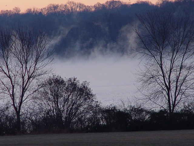 Hendersonville, TN: Fog off the water at Saunder's Ferry Park