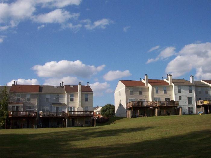 Lake Arbor, MD: Some more homes in Lake Arbor. Please see my photo album at http://dlpay.tripod.com