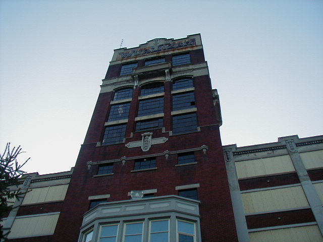 North Tonawanda, NY: This is the Wurlitzer building, an old abandoned factory that made organs back in the day.