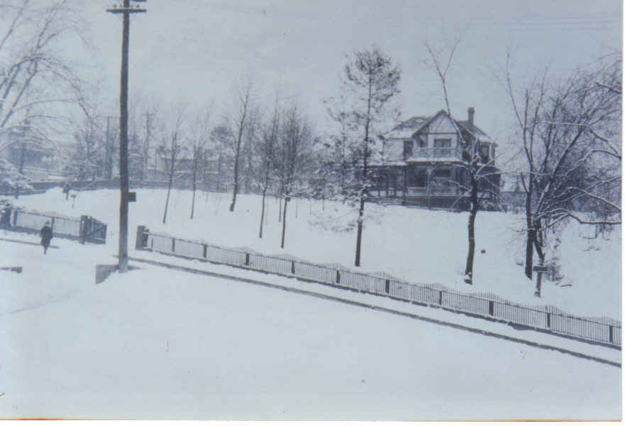 North Charleroi, PA: This was in the block 4th ST,Penna Ave,Sheppard St.(ca 1923)