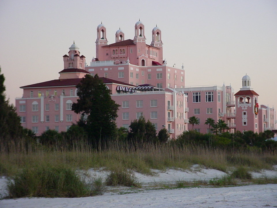 St. Pete Beach, FL: The Don CeSar Hotel at Christmas