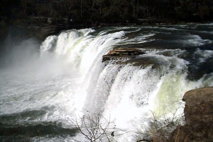 Sand Rock, AL: Little River Falls.....about 10 miles from town (which is atop Lookout Mtn)