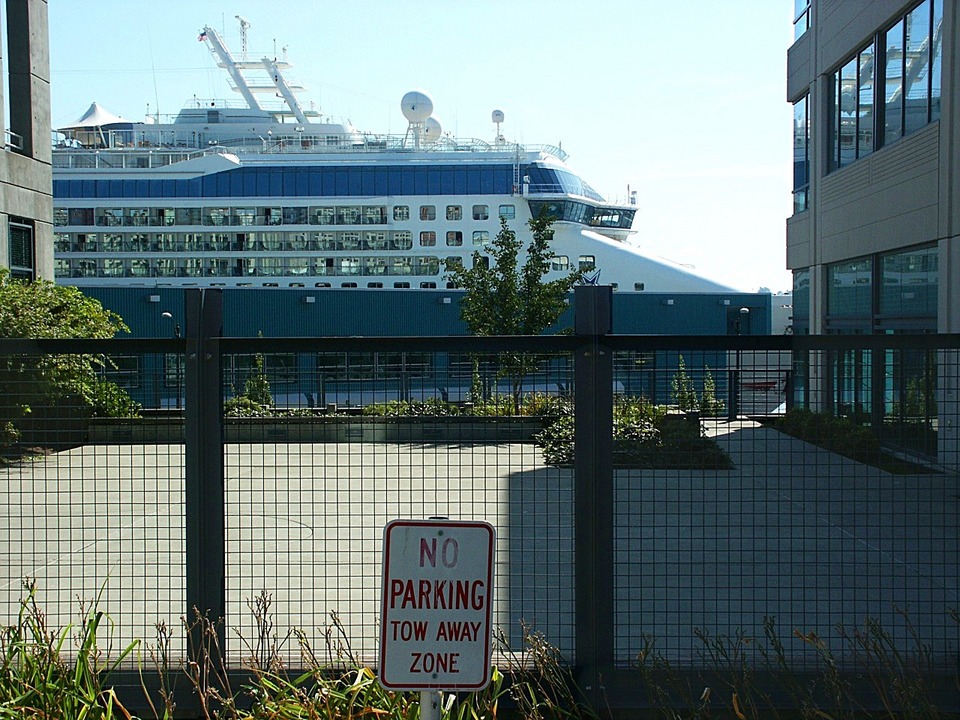 Seattle, WA: Parked cruise ship.