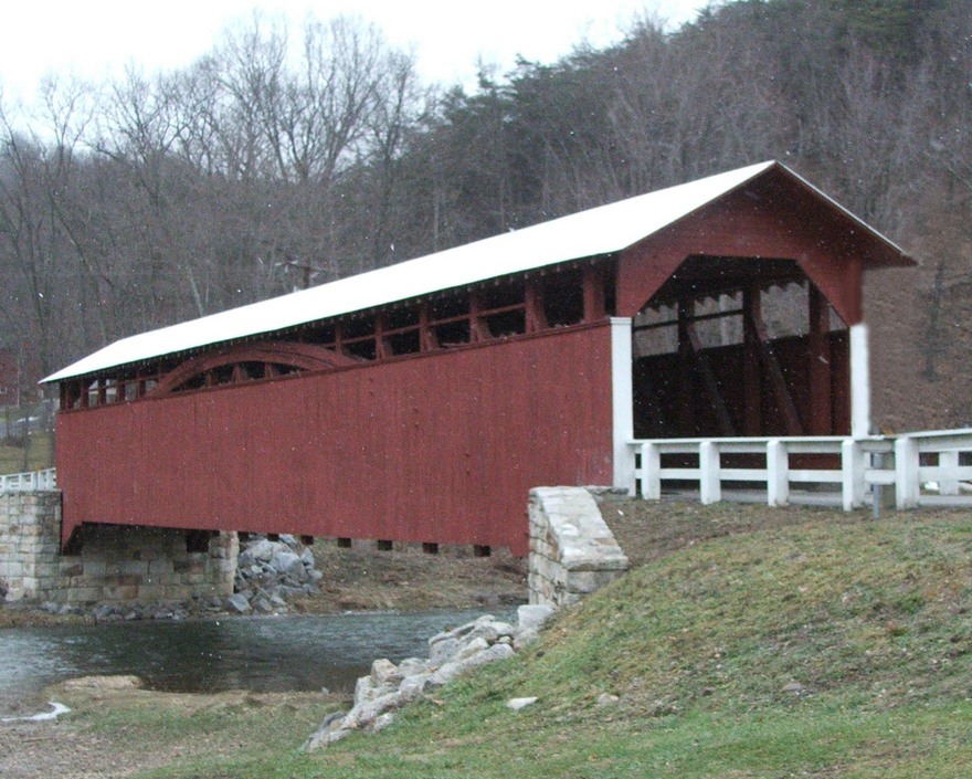 Manns Choice, PA: Herline Covered Bridge