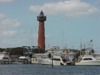 Ponce Inlet, FL: Ponce Inlet Lighthouse and Marina