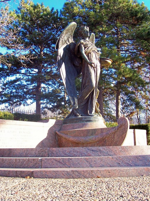 Council Bluffs, IA: The Ruth Anne Dodge Memorial (The Black Angel)