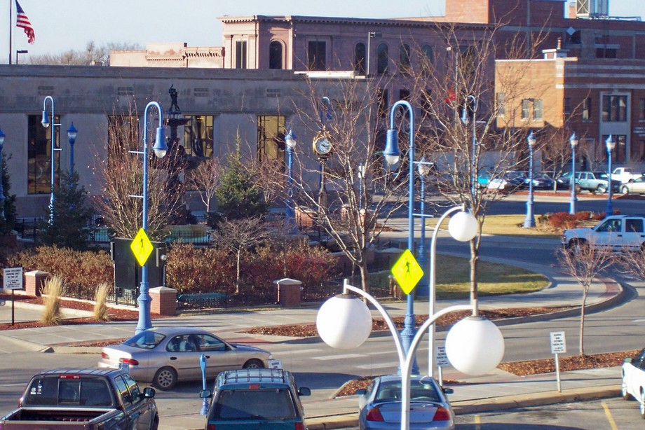 Council Bluffs, IA: Downtown Council Bluffs viewing the old Bayliss Park fountain