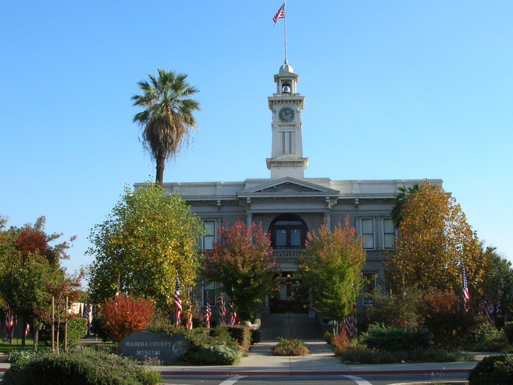 Madera, CA: Madera County Courthouse