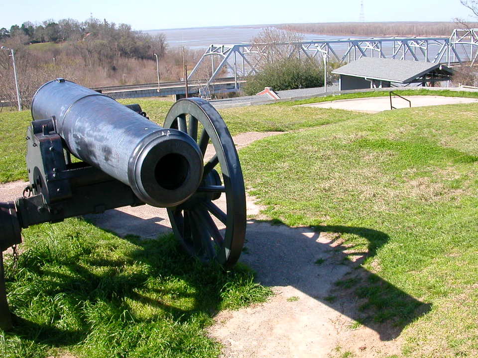 Vicksburg, MS: Riverside Military Park