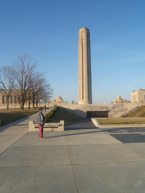 Kansas City, MO: freedom memorial in K C