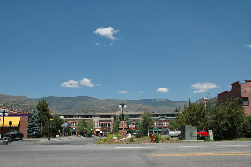 Edwards, CO: Downtown