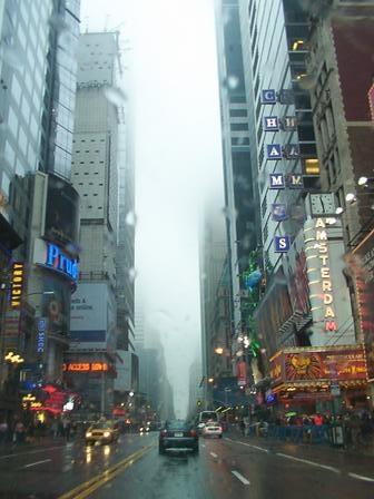 New York, NY: It was so foggy, you couldnt see the road ahead of you, it just dissappeared between the buildings!