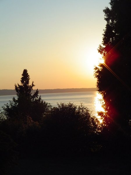 Everett, WA: sunset over Everett waterfront