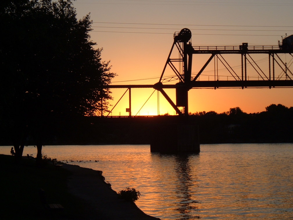 Ottawa, IL: The bidge on the river near Allen Park