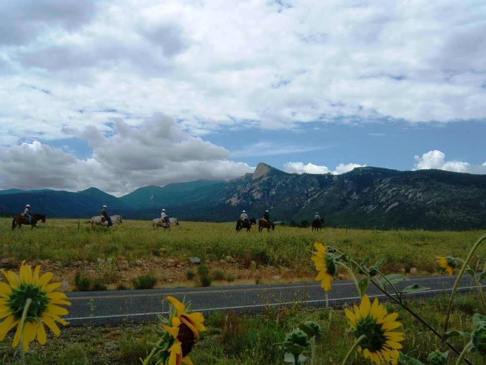 Cimarron, NM Tooth of Time photo, picture, image (New Mexico) at city