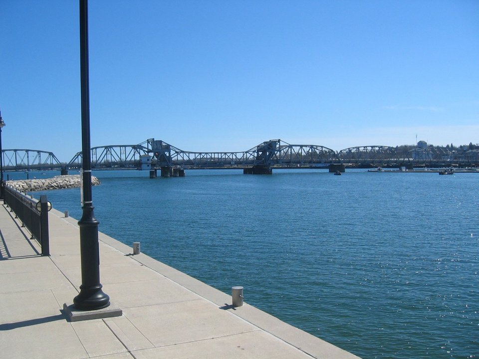 Sturgeon Bay, WI: View of the Draw Bridge from the Stone Harbor
