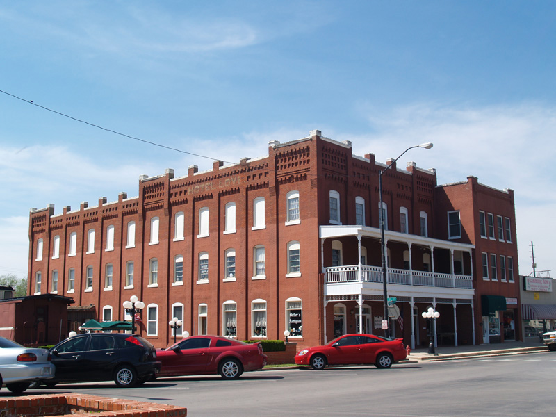 Purcell, OK: Hotel Love, downtown Purcell, Oklahoma, no longer a hotel