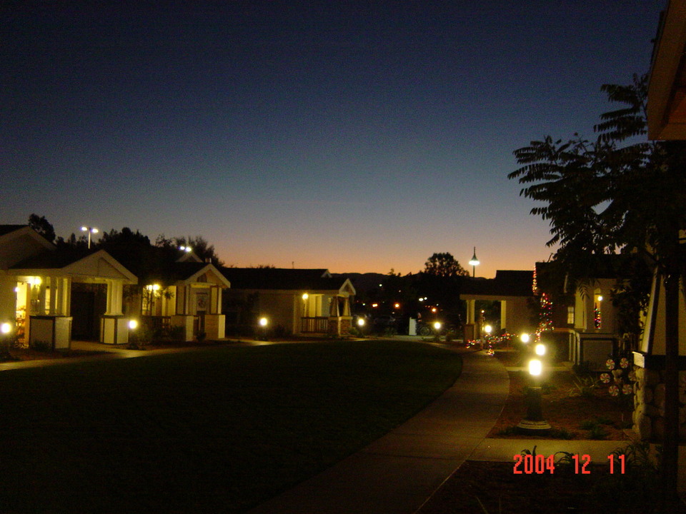 Riverside, CA: California Baptist University Cottages (living residence)