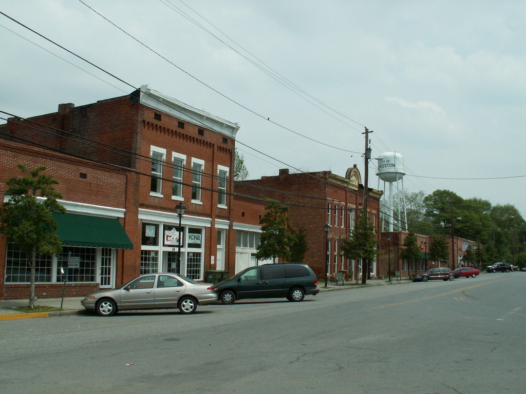 Kingston, GA: Kingston, Ga, looking down the main street - business district