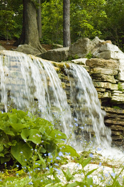 St. Louis, MO: Waterfall in Forest Park