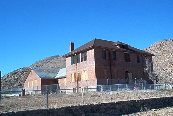 Peach Springs, AZ: Valentine School near Peach Springs, AZ