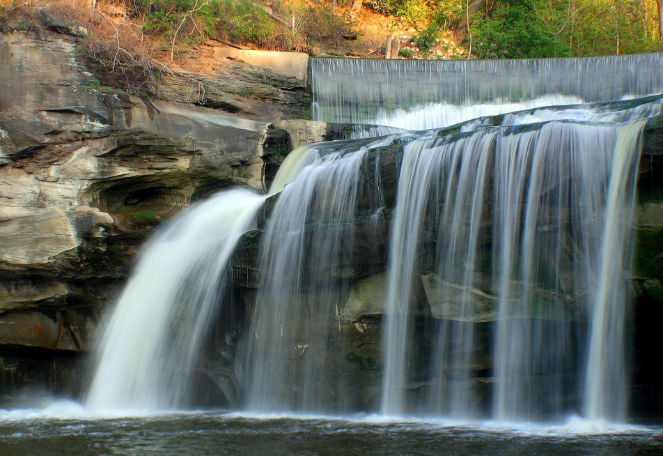 Elyria, OH: Cascade Park Falls, Elyria, Ohio