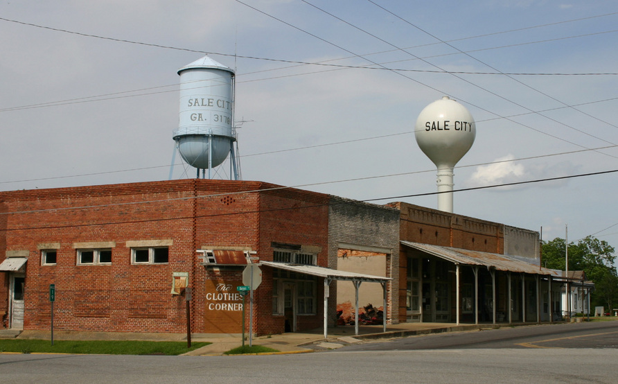 Sale City, GA: Old and New Water Towers - Broad Street