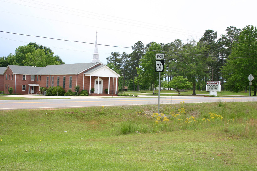 Sunset Village, GA: Fellowship Baptist Church on 74 West