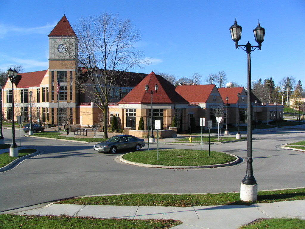 West Bend, WI : West Bend Community Memorial Library photo, picture