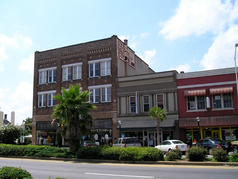 Albany, GA: Old Stores on Broad Avenue, Albany, GA