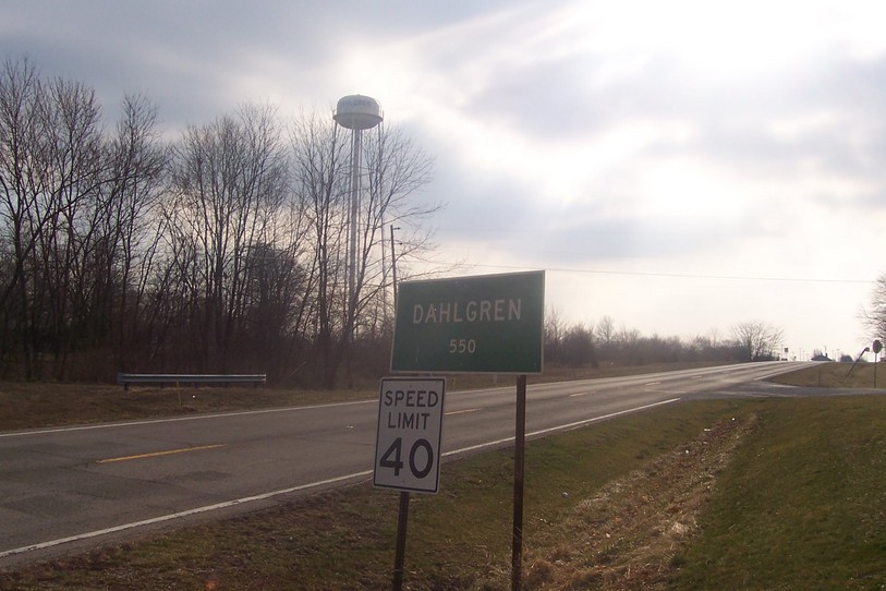 Dahlgren, IL: Edge of Dahlgren Township